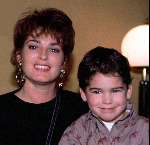 Yvonne Brandsteder met haar haar zoon in 1989