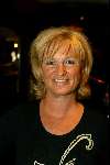 Laren 21 mei 2003
borden beschilderen voor het goede doel in het restaurant van Rene Froger
anita meier