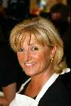 Laren 21 mei 2003
borden beschilderen voor het goede doel in het restaurant van Rene Froger
anita meier