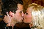 Rotterdam 8 mei 2003
Premiere Onze Jeugd m
bridget maasland met vriend