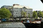 Carre aan de Amstel
Met op de voorgrond een reddingsbootsloep