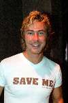 Amsterdam 23 mei 2003
save the oerang oetang in hotel arena
chris zegers