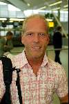 Schiphol 5 mei 2003
vertrek bobo in the bush 
Danny Rook