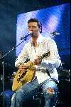 Amsterdam 6 maart 2003
uitreiking van de edison prijzen in de heineken musichall
darius Idols (engelse idols)