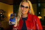 Schiphol 25 mei 2003
esther hart komt terug van het songfestival in riga