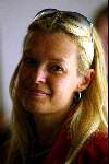 Schiphol 25 mei 2003
esther hart komt terug van het songfestival in riga