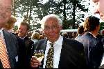 Amsterdam 27 mei 2003
haringparty in hilton amsterdam
gerrit v d valk met en glaasje wijn