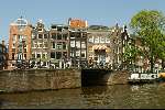 Oude panden aan grachten van Amsterdam
Sloepenroute