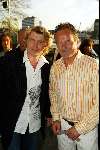 Amsterdam 6 mei 2003
Premiere O what a night in carre
Hans Klok met vriend