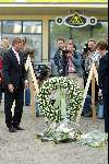 Hilversum 6 mei 2003
herdenking moord pim fortuyn op mediapark
hans smolders
