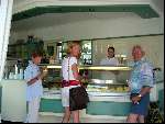 Ijssalon in vinkeveen 2003