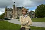 Schotland 10 mei 2003
Ingeborg Smulders  bij Skibo Castle