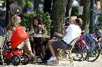 Amsterdam 30 mei 2003
Reinout Oerlemans op terras met Tijmen Daniele antonie kamerling en isa hoes Danielle Overgaag