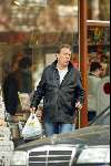 Amsterdam 3 mei 2003
maarten spanjer boodschappen don op cornelis schuytstraat