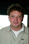 Schiphol 5 mei 2003
vertrek bobo in the bush 
Menno Smier