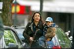 amsterdam 20 mei 2003
monique kleeman met zoontje