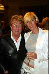 Amsterdam 21 mei 2003
presentatie boek mart Visser in  het tropenmuseum
monique des bouvrie en jan des bouvries