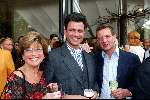 Amsterdam 27 mei 2003
haringparty in hilton amsterdam
netty v d veer sjaak v vliet (r) en vriend christine kroonenberg