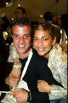 Laren 21 mei 2003
borden beschilderen voor het goede doel in het restaurant van Rene Froger
touriya en rafael v d vaart
