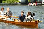 Amsterdam 29 Mei 2003
Thom Hoffman wordt geintervieuwd op een roeiboot op de Amstel