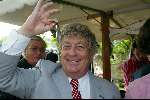 Amsterdam 27 mei 2003
haringparty in hilton amsterdam
tonny eyk
Haringhappen