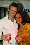 Amsterdam 30 mei 2003
feestje radio noodzee
trijntje oosterhuis met man 1 jaar getrouwd
