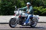 Amsterdam 30 mei 2003
winston gerschtanowitz op harley davidson
