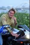Amsterdam 30 mei 2003
winston post op zijn race motor