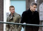 Amsterdam 05 mei 2004
Brad Pitt en George Clooney met gsm  opnames Ocean 12