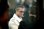 Haarlem 13 mei 2004
Brad Pitt en  Matt Damon  opnames station Haarlem. Brad met sigaret