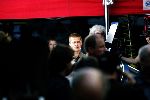 Amsterdam 19 mei 2004
Brad Pitt George Clooney en Matt Damon opnames voor de film ocean's 12.  Brad met sigaret