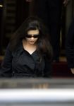 Amsterdam 11 mei 2004
Catharina Zeta Jones verlaat het amstel hotel