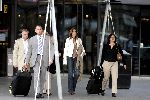 Schiphol 29 mei 2004
Cindy Crawford bij aankomst op  schiphol.
Peter Smulders bv