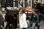 Amsterdam 30 mei 2004
Cindy Crawford in Amsterdam op de dam.