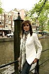 Amsterdam 30 mei 2004
Cindy Crawford in Amsterdam op red light district