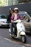 Amsterdam 28 mei 2004
Ellemieke Vermolen met vriend Ferenc op scooter.