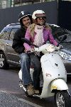 Amsterdam 28 mei 2004
Ellemieke Vermolen met vriend Ferenc Boltini op scooter