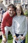 Kaatsheuvel 16 mei 2004
Eric Bouwman (idols ) met dochter Peter Faber
Eric Idols
