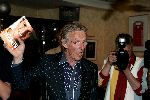 Amsterdam 17 mei 2004
Presentatie boek Rafael v d Vaart 
Freek de Jonge