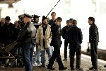 Haarlem 14 mei 2004
Opnames Ocean\'s 12 op station Haarlem met Brad Pitt en George Clooney met gsm