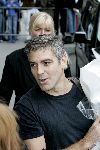 Amsterdam 21 mei 2004
George Clooney  vertrekt bij het Amstel Hotel