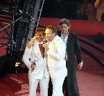 Amsterdam 26 mei 2004
Rene Froger in de Arena.    Rene Froger  met Gordon en Gerard Joling