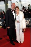Rotterdam  10 mei 2004
Uitreiking Musical Awards in nieuw Luxor.
Haye v d Heyden met vrouw