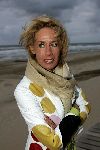 Bloemendaal 12 mei 2004
Feestje van Leco  Zadelhoff in strandtent vroeger.
Joke Bruijs