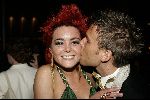 Rotterdam  10 mei 2004
Uitreiking Musical Awards in nieuw Luxor.
Kim Lian v d Weij kussend met vriend