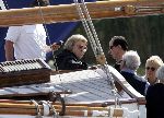 Muiden 29 mei 2004
Koningin Beatrix varen met Groene Draeck.