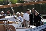 Muiden 29 mei 2004
Koningin Beatrix varen met Groene Draeck.