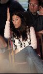 Amsterdam 19 mei 2004
Brad Pitt George Clooney en Matt Damon opnames voor de film ocean's 12.  Lisa Snowdon bij opnames