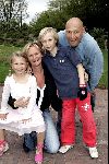 Kaatsheuvel 16 mei 2004
Marleen Houter met gezin