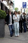 Amsterdam 21 mei 2004
Matt Damon winkelen op PC Hooftstraat met zijn vriendin.